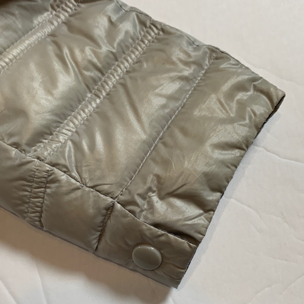 Calvin Klein Women's light warm, gray Puffer down jacket XS - Picture 6 of 9
